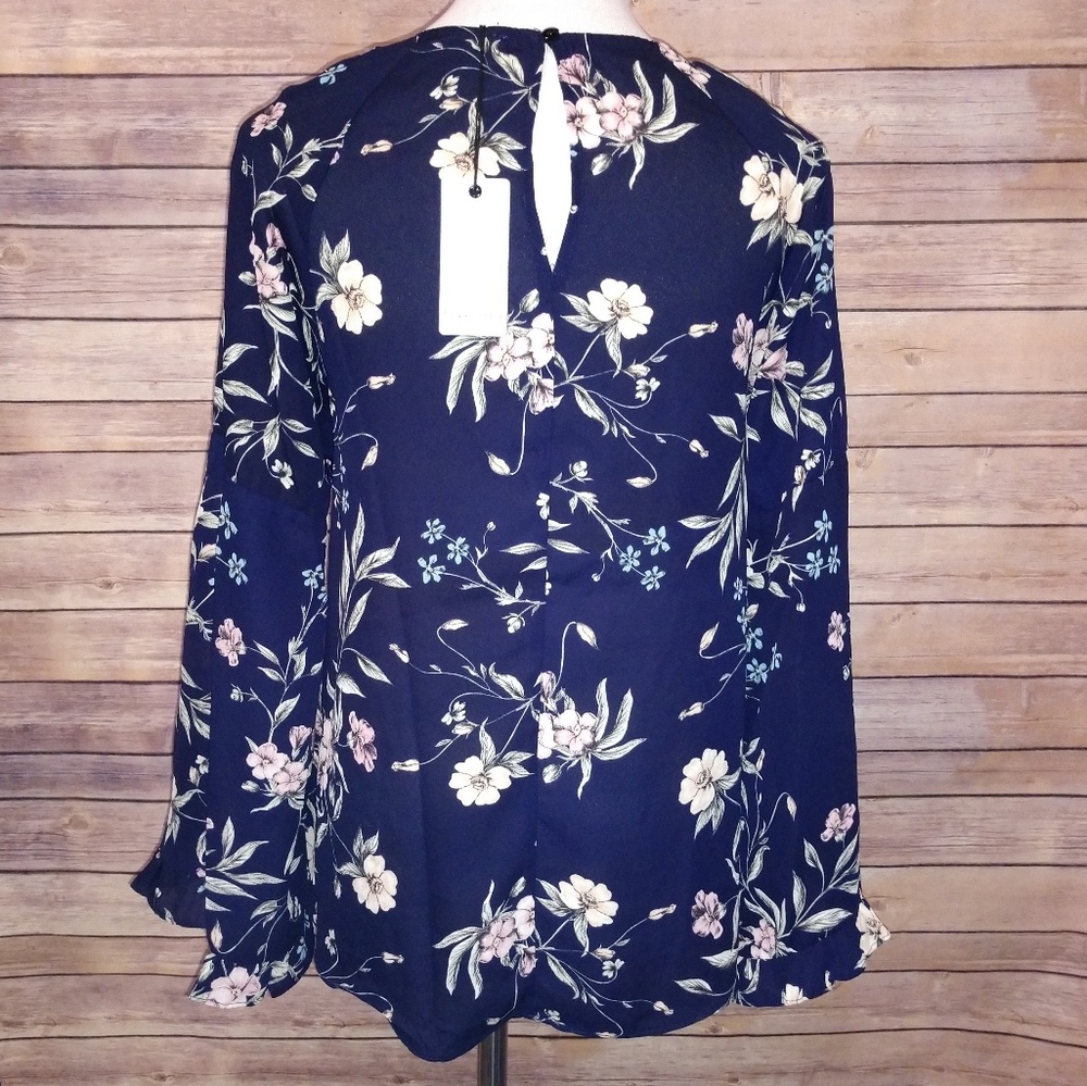 Floral Navy Bell Sleeve Blouse - Picture 3 of 8